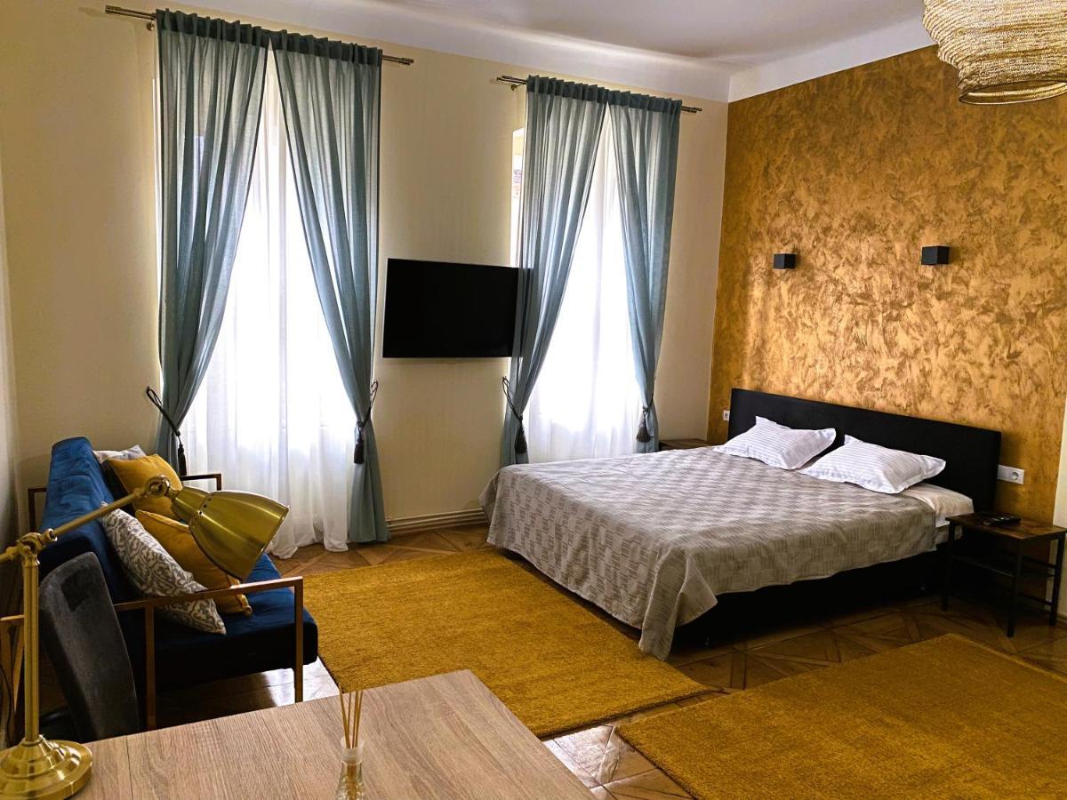 Boem 2 Sibiu Old Town Apartment ภายนอก รูปภาพ